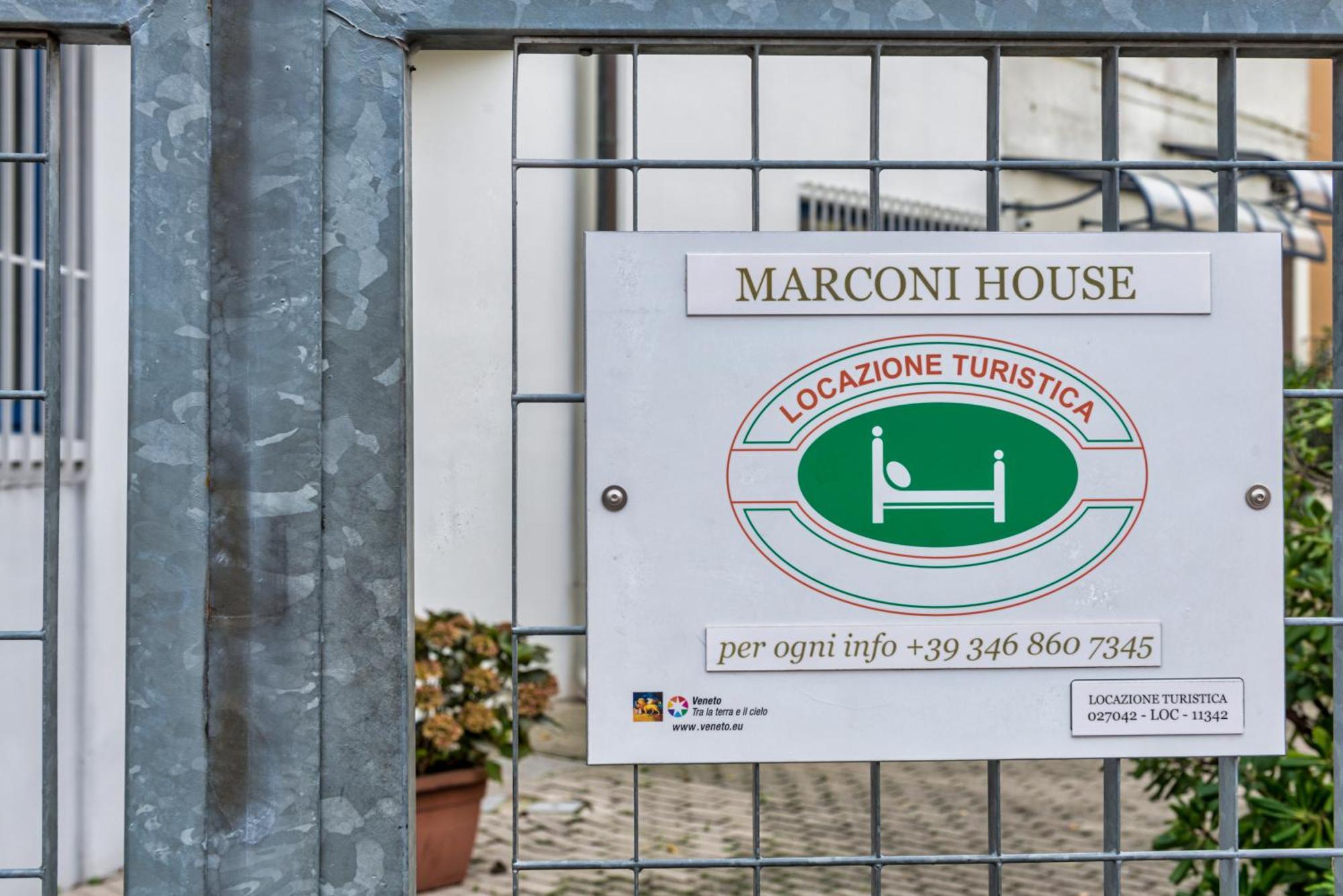Отель Marconi House Местре Экстерьер фото