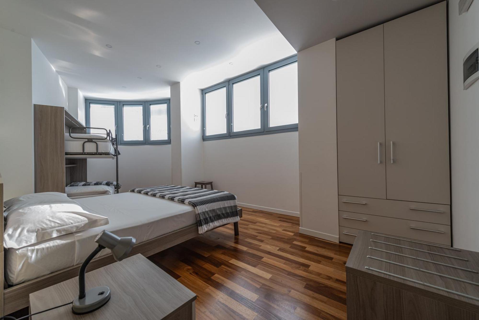 Отель Marconi House Местре Экстерьер фото