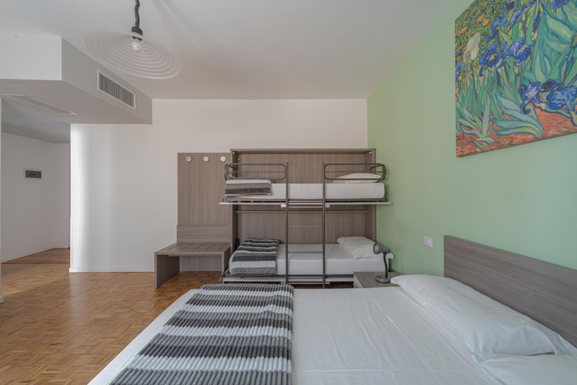 Отель Marconi House Местре Экстерьер фото