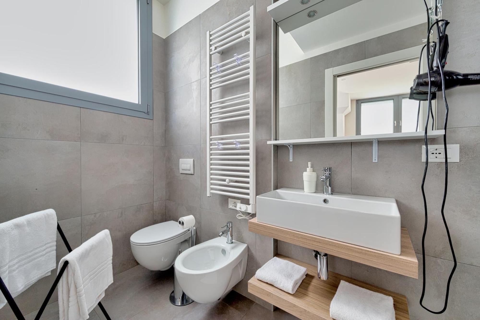 Отель Marconi House Местре Экстерьер фото